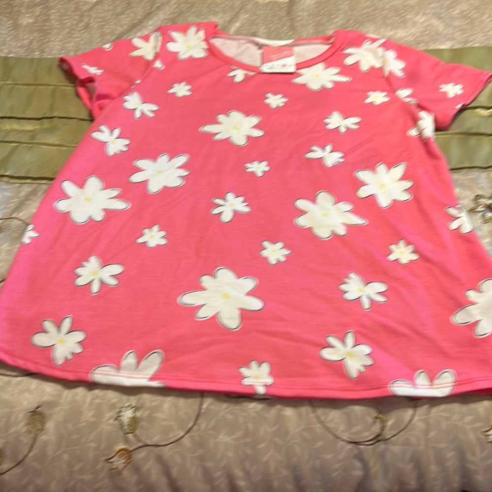 Women’s boutique shirt